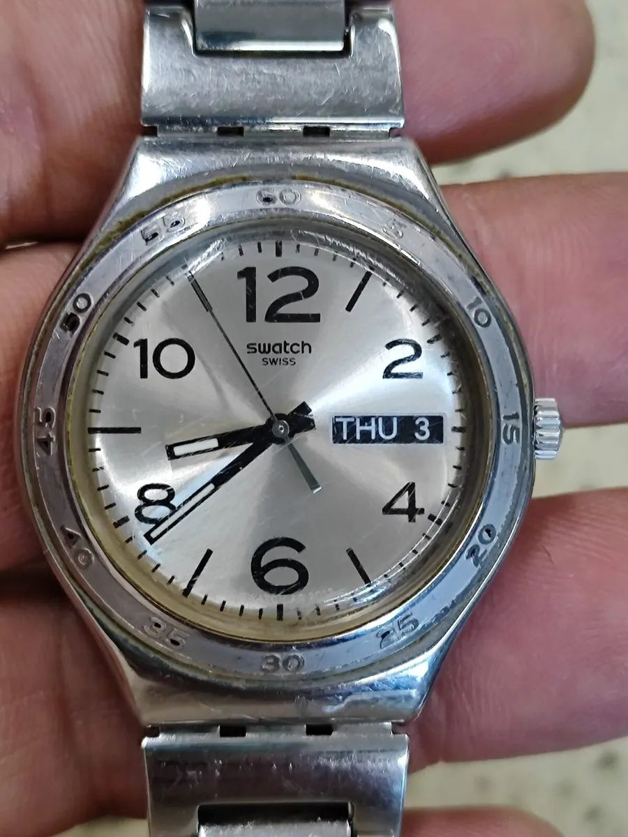 Relógio Swatch masculino analógico prata display quartzo