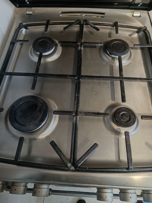 Kuchenka gazowa -elektryczna