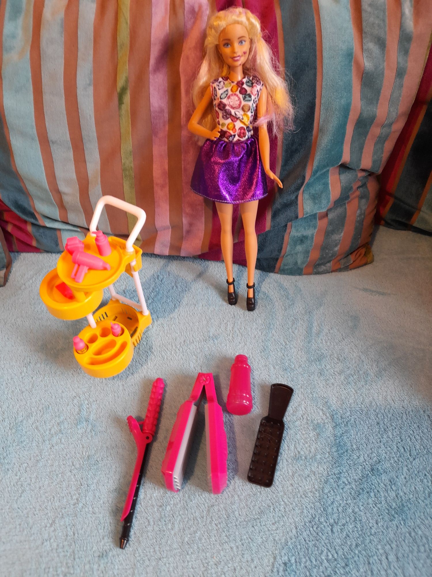 Lalka Barbie fryzjerka z akcesoriami