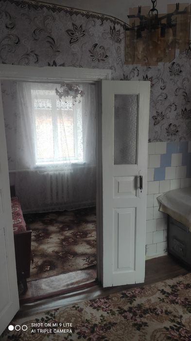 Будинок, в центрі міста Козятин.