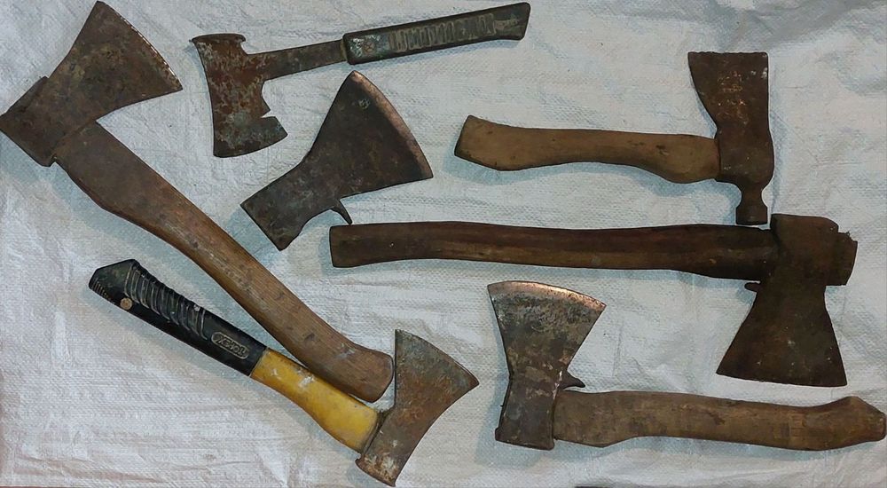 Топор на дачу, в гараж