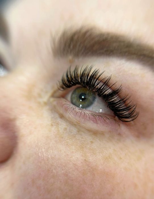 Нарощення вій. Хотів ,Лісники ,Чабани