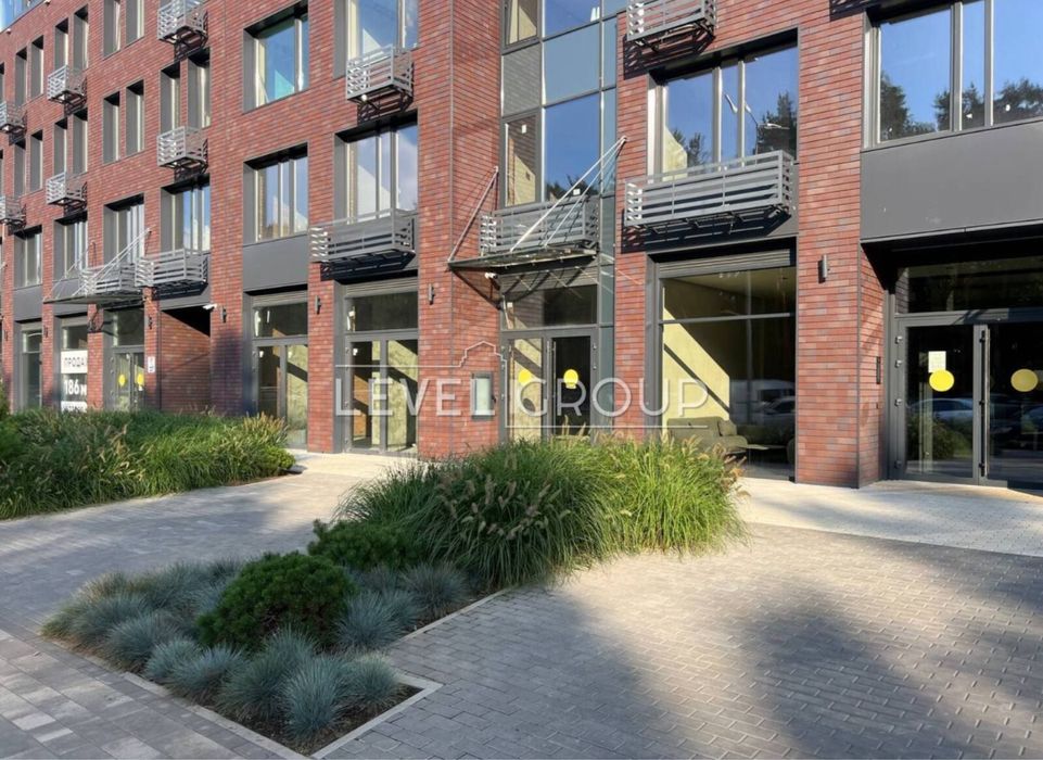 ЖК Новий Автограф Фасад Парк Перемога Ресторан, Магазин, Салон Краси