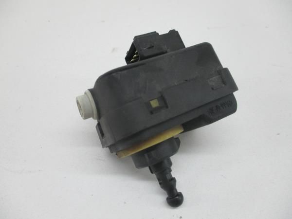 Motor regulação ótica / farol TOYOTA Yaris (_P9_)