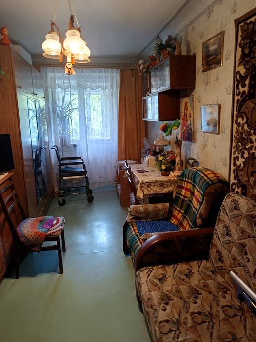 Продаётся 2 ком квартира Днепровский район