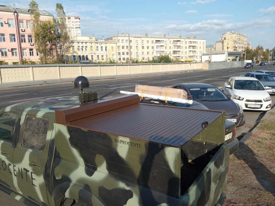 Ролеты на автомобиль, ролеты на пикап, ролеты на грузовые машины