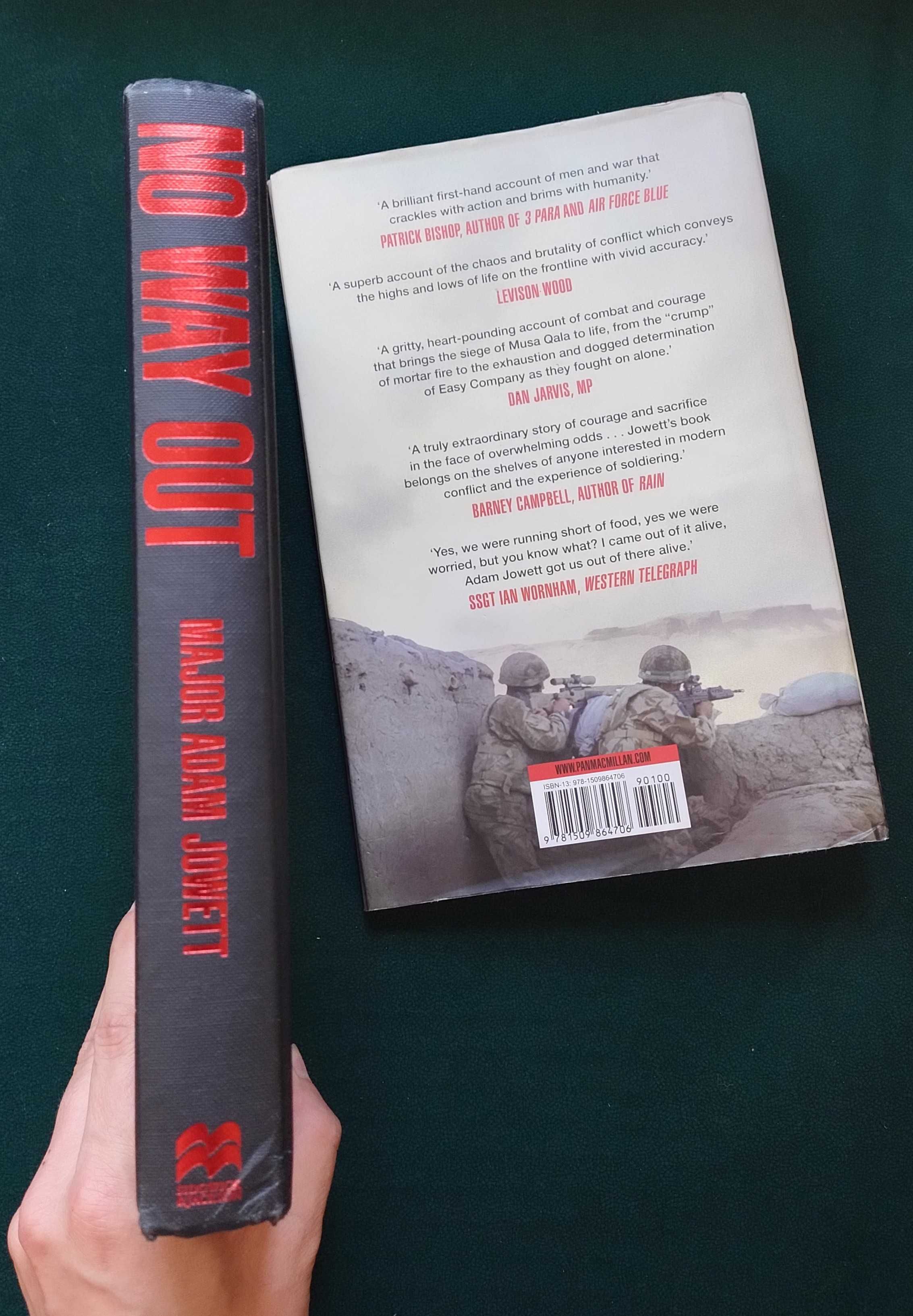 No Way Out The Searing True Story of Men Under Siege Adam Jowett ENG