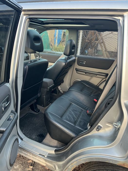 карты двери багажника пластик салон nissan x-trail t30 розборка пол