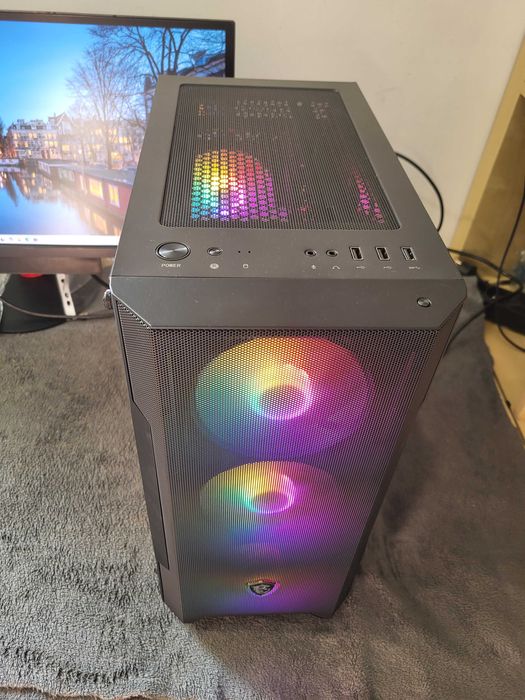 Komputer gamingowy do gier 16GB RAM RX 580 8GB Ryzen 5 SSD M2 LED
