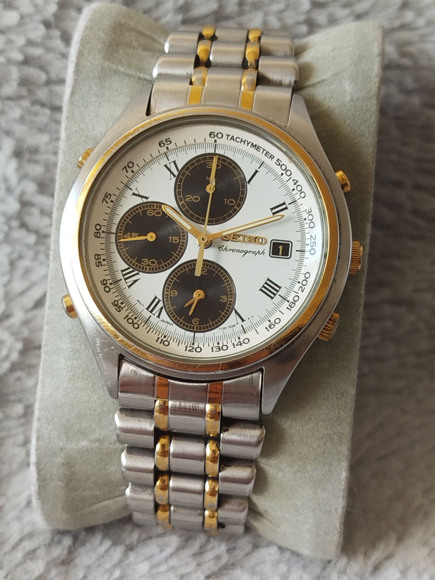 Zegarek Seiko Quartz Chronograph Panda 7T32-7E30 silver white black