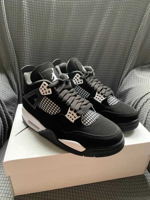 "Buty koszykówki "Air_Jordan_4_Retro_White_Thunder_Roz.39