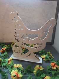 Wielkanocna dekoracja drewniana kura kurka ażurowa z jajkiem