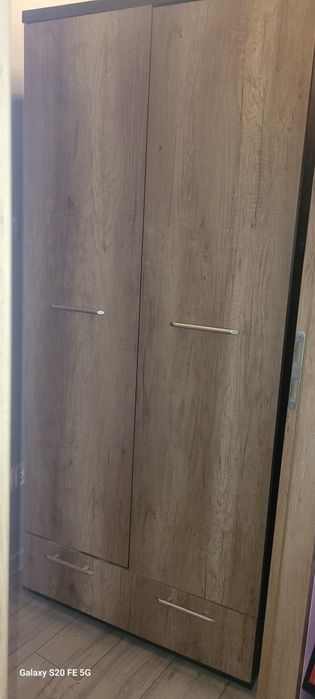 Sprzedam szafę  .