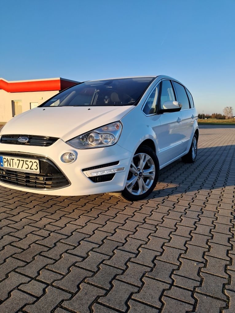Ford S-max Titanium S Automat Powerschift 7 osobowy