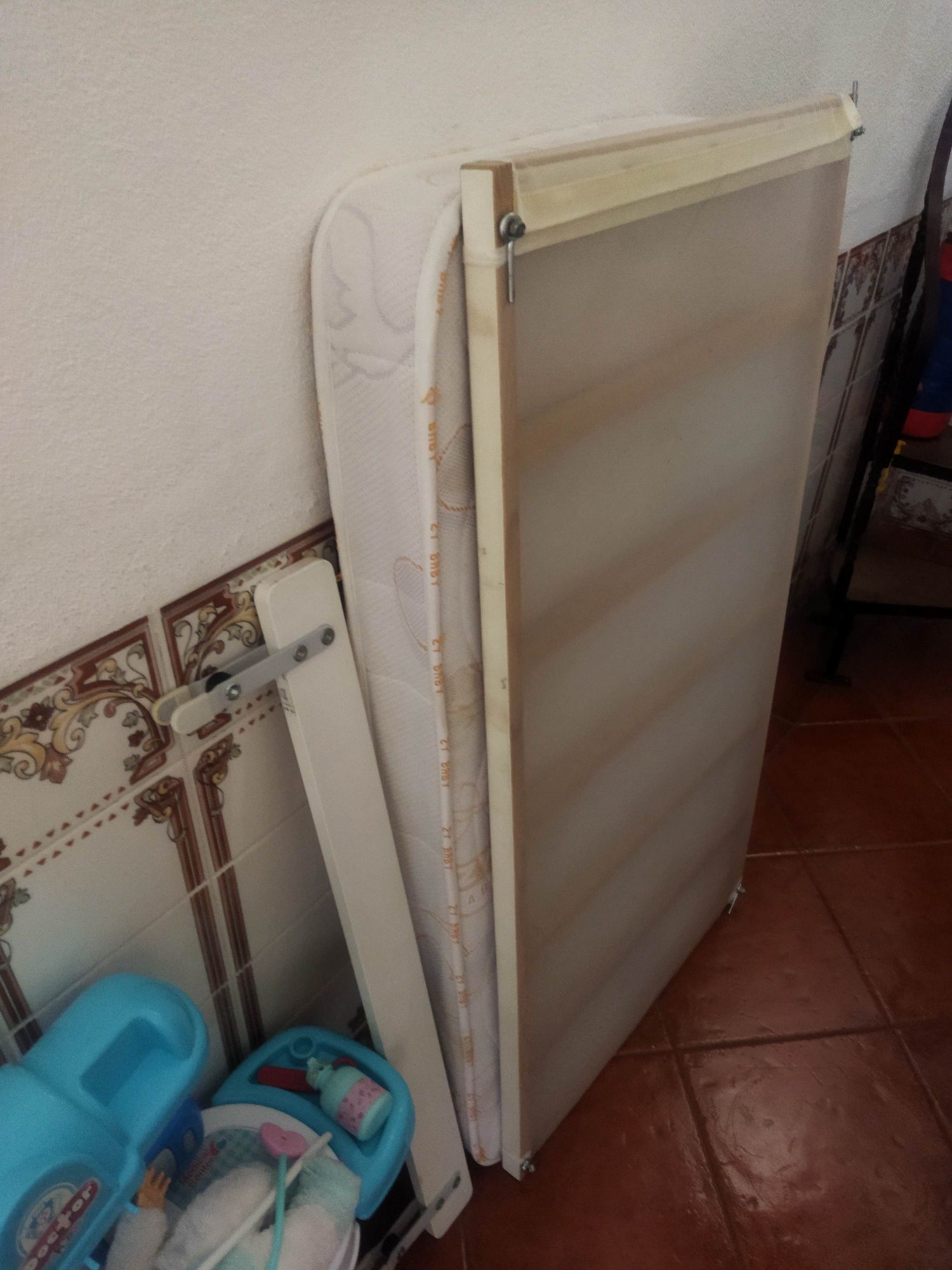 Berço berco cama bebé com colchão, conjunto muito completo