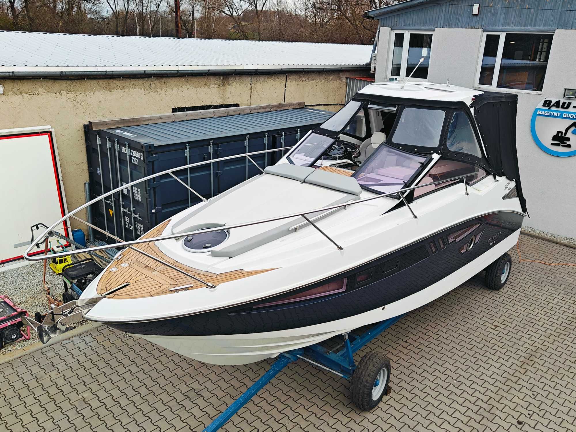 Jacht Cobrey 28 SCL ( SeaRay Galeon Chaparal Bayliner ) motorówka