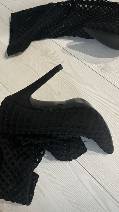 Ботфорти жіночі