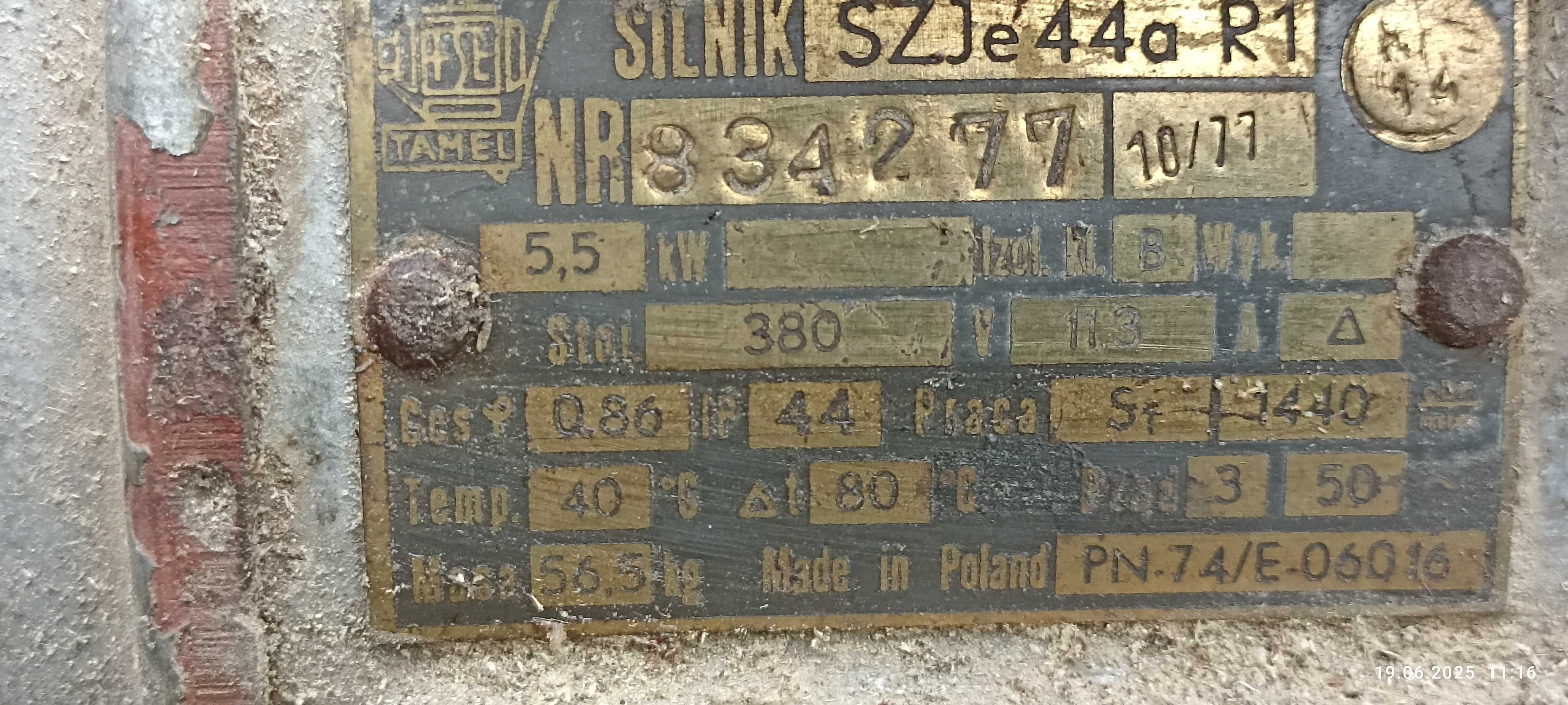 Krajzega do drewna z silnikiem 5,5 kW