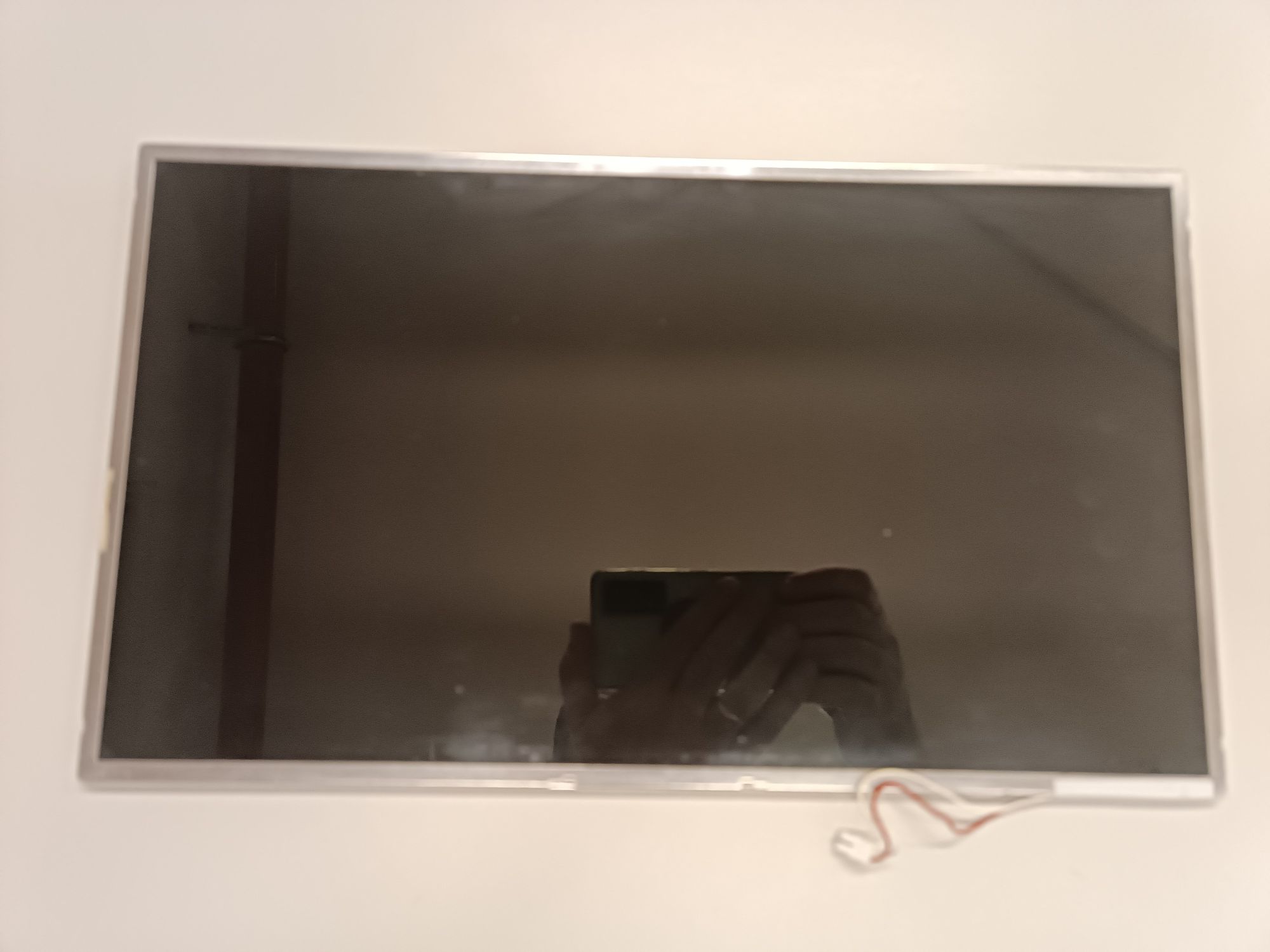 ECRÃ LCD DE 15.6" B156XW01 V.0

B156XW01 V.0