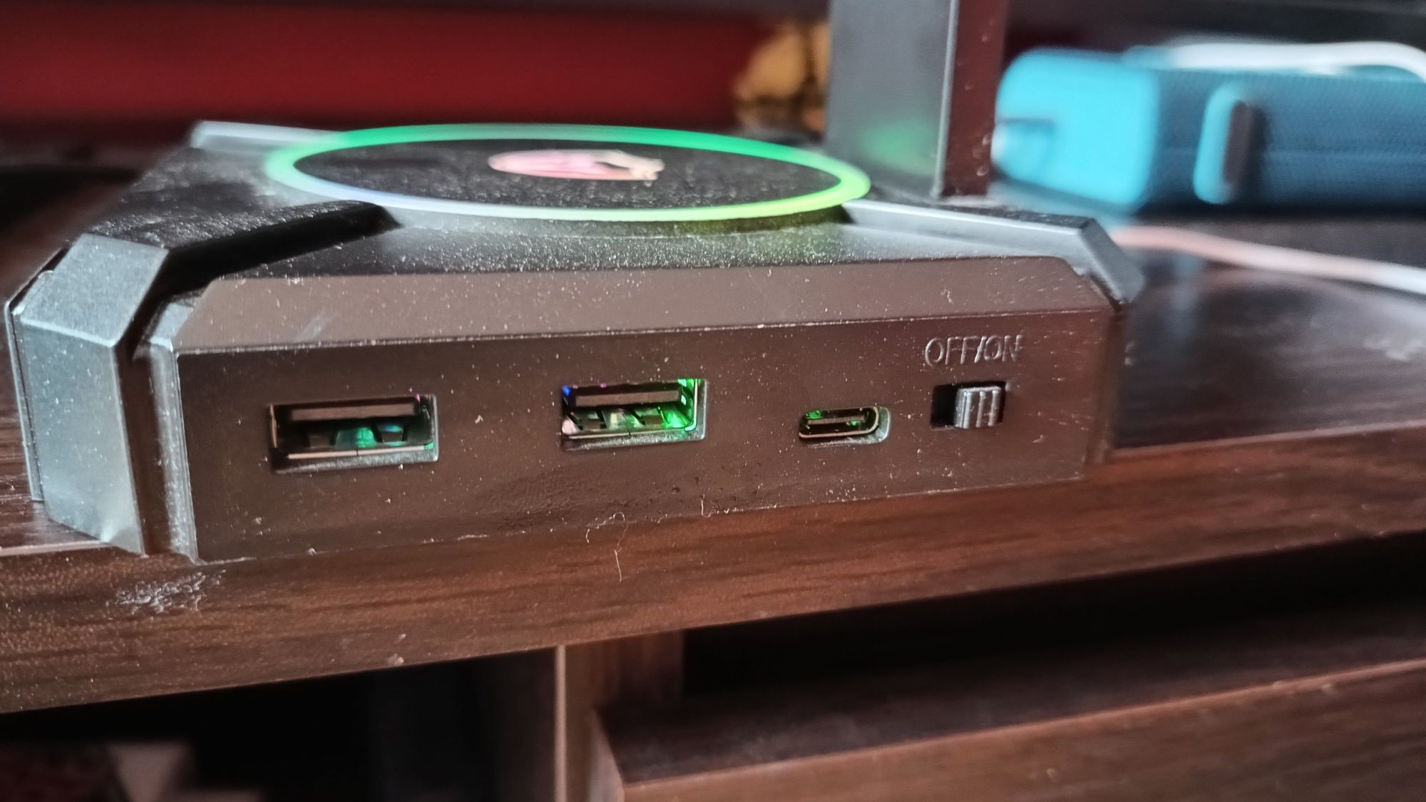 Stojak na słuchawki RGB