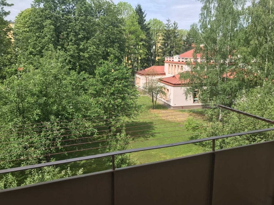 Wynajmę mieszkanie 3 pokojowe na 2 piętrze z balkonem na ogród
