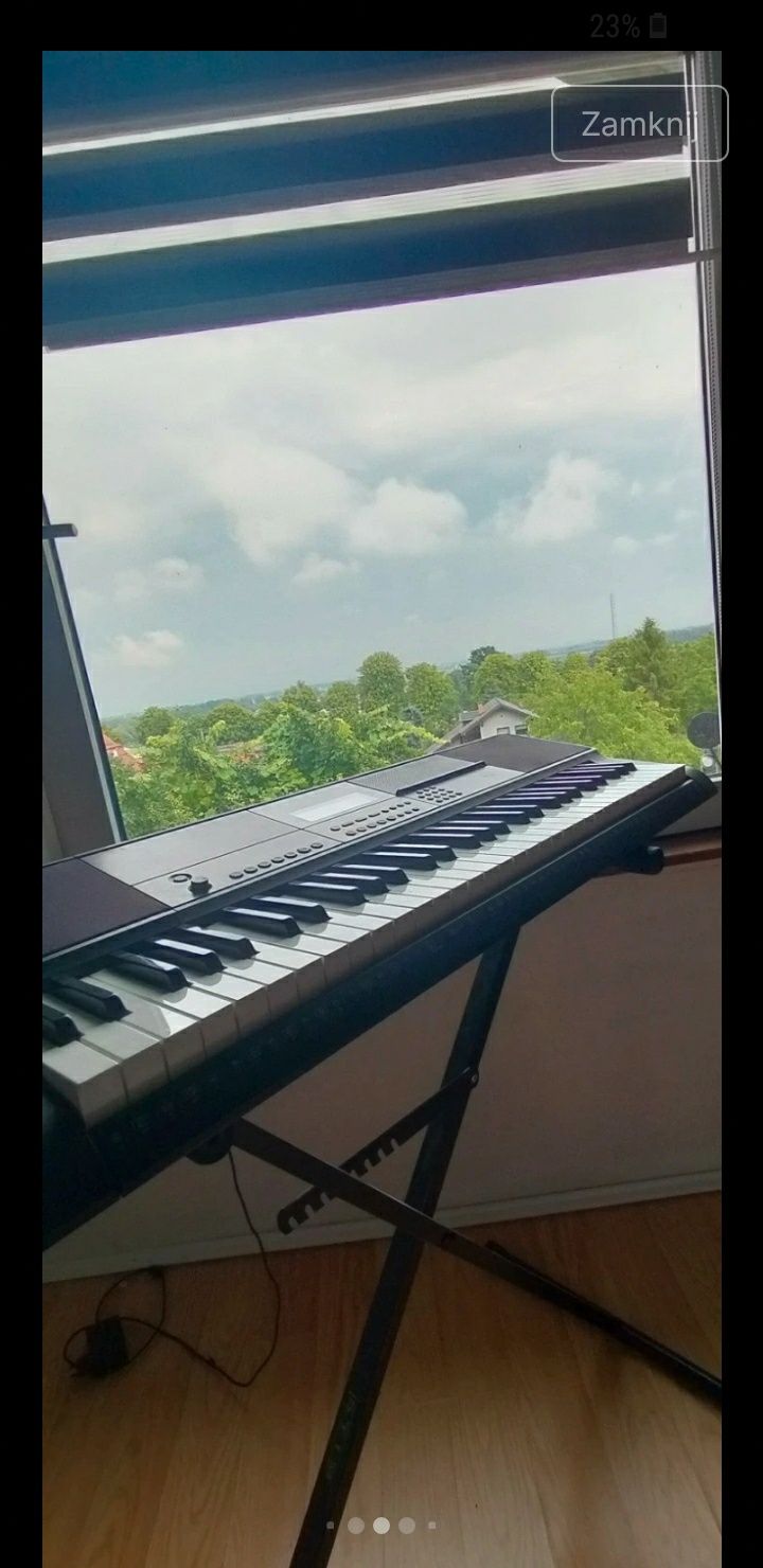 Keyboard Casio ct-x 800