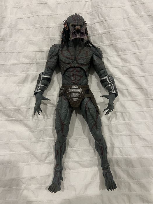 Predator від Neca оригінал .