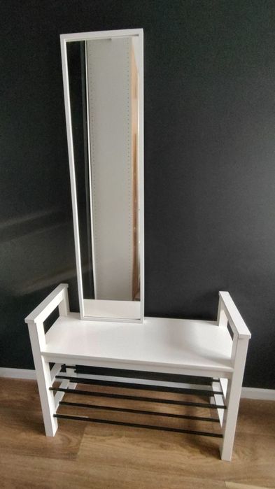 Hemnes ławka z półkami na buty