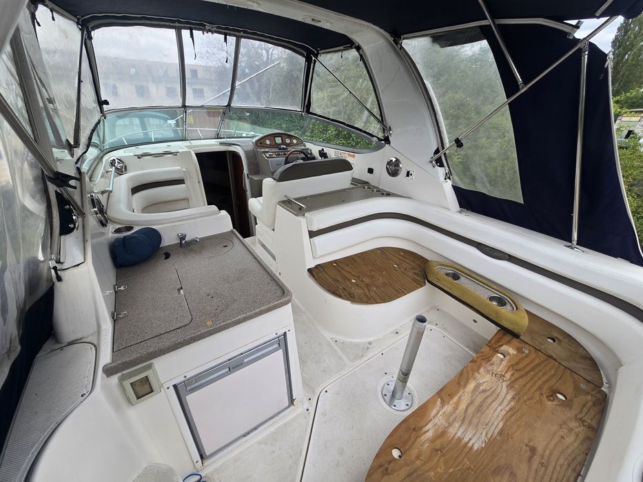 Łódź motorowa Rinker 280 express cruiser