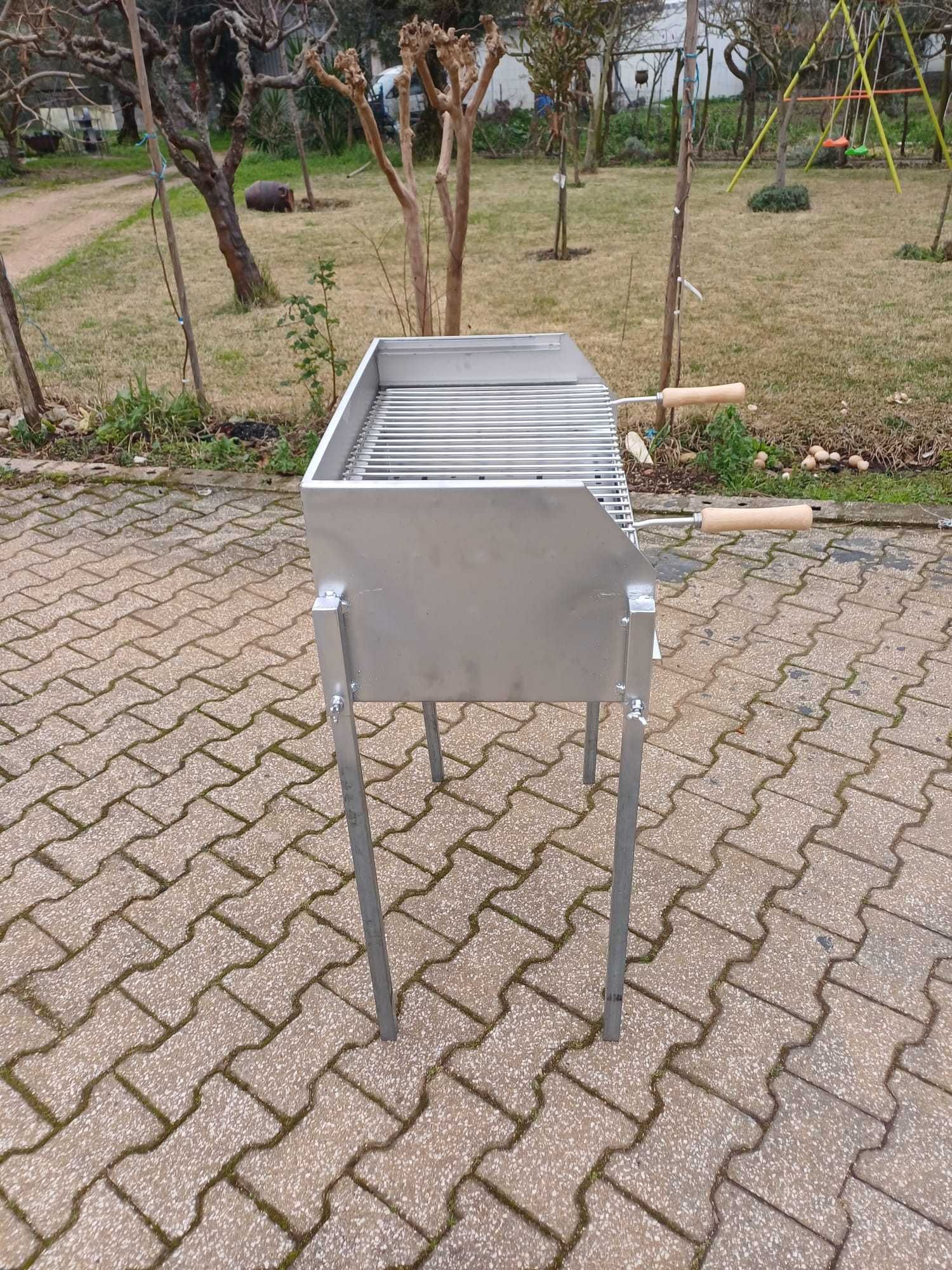 Grelhador inox 60x40 revestido com chapa de 2.5mm com Pernas Zincadas