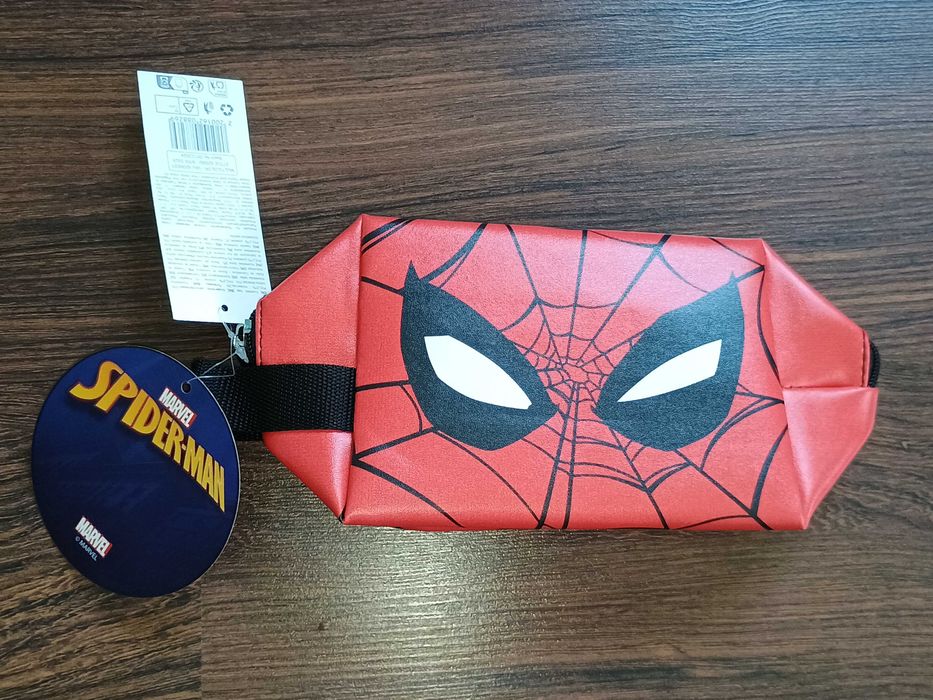 Kosmetyczka piórnik saszetka Spiderman Marvel