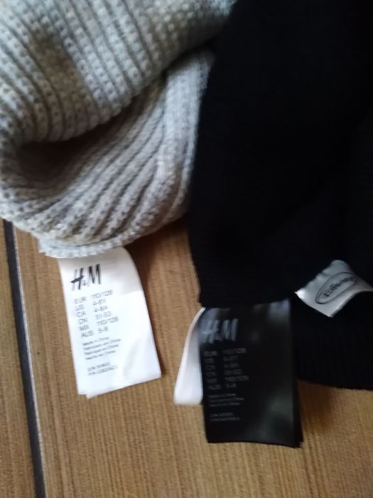 Czapki H&M 110/128