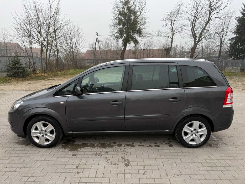 Opel Zafira B 1.8 140KM 2011r SPROWADZONY