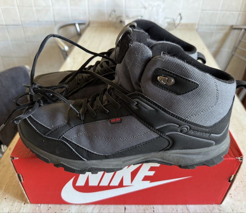 Трекінгові черевеки Outventure