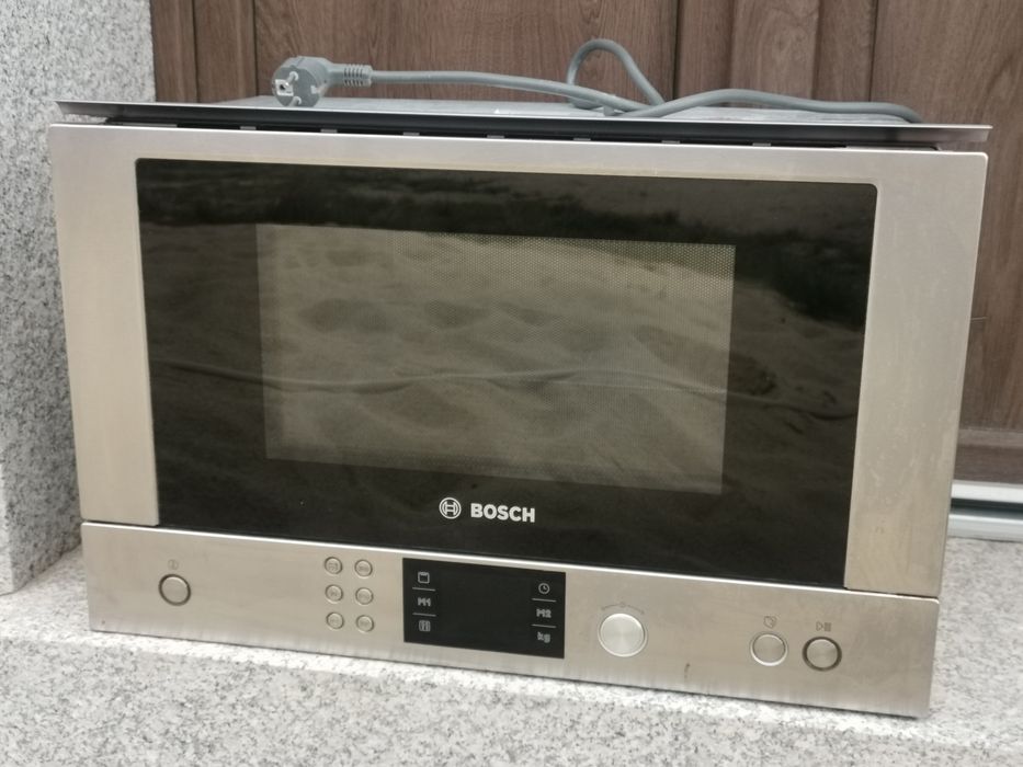 Mikrofala kuchenka mikrofalowa do zabudowy BOSCH