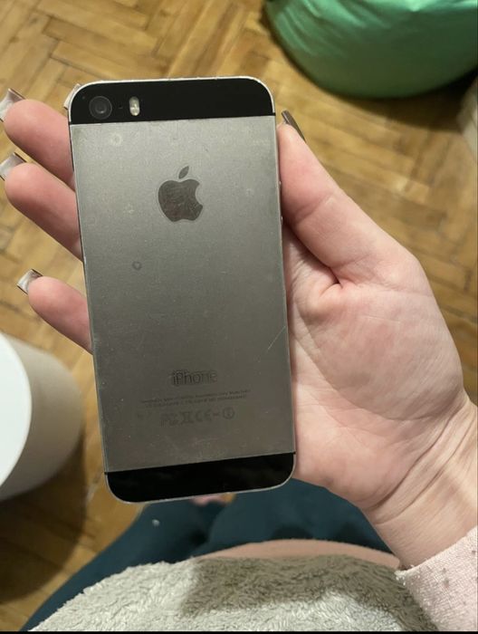 Телефон IPHONE 5 S