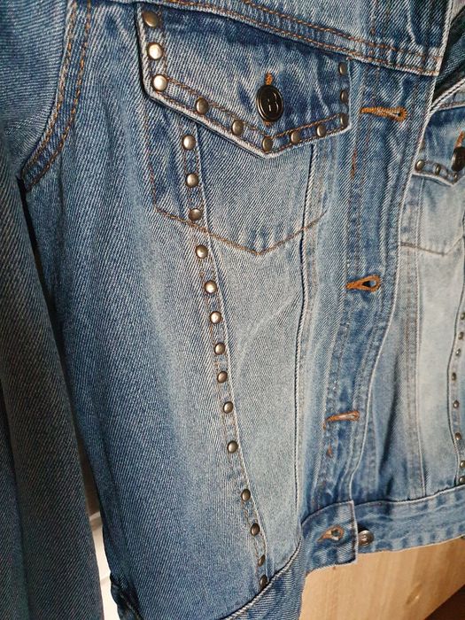 Kurtka katana jeansowa  niebieska przetarcia ćwieki r. S