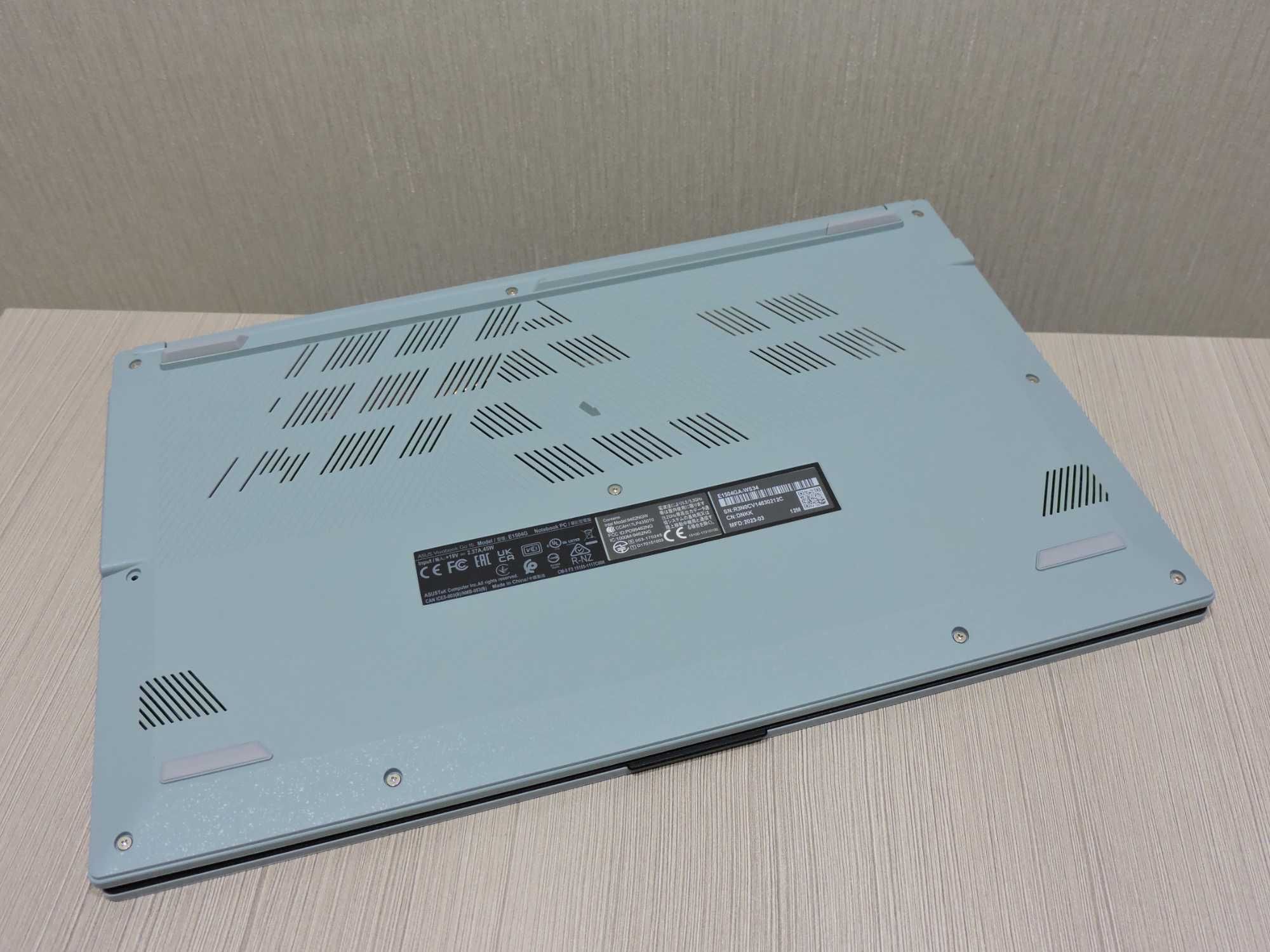 8 ядерный Asus Vivobook/15,6" Full HD/I3-N305/8GB/SSD 256/подсветка