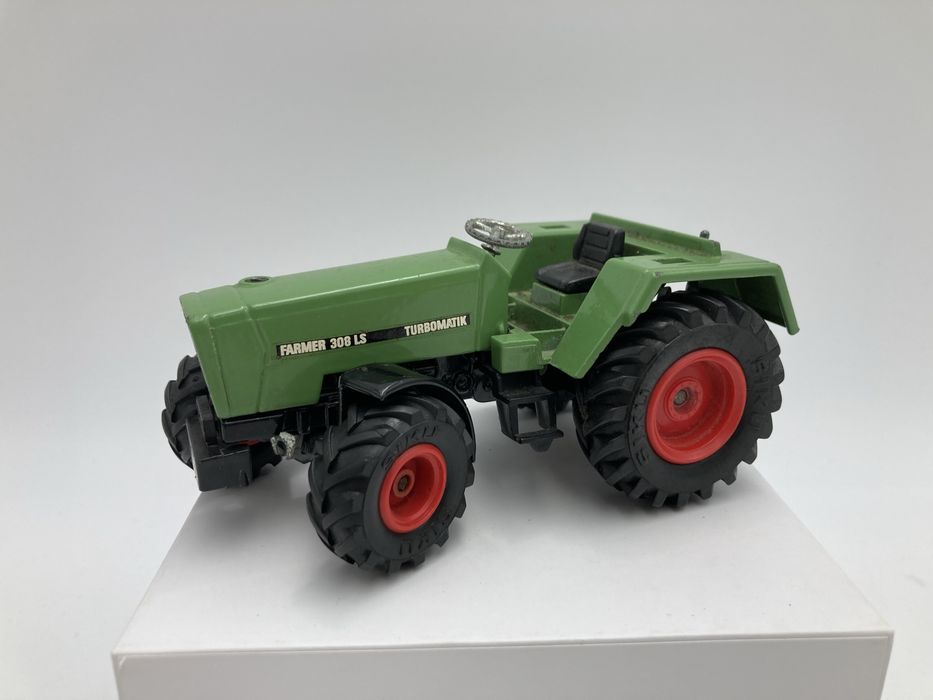Siku Farmer Serie 1:32 2851 Fendt Farmer 308 LS Z Traktor