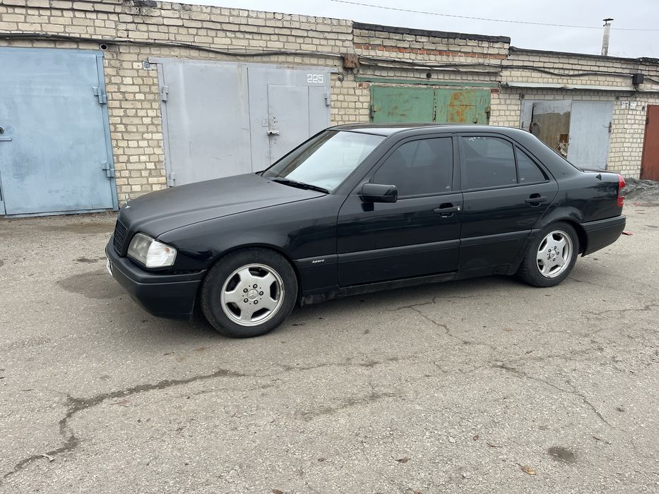 Продам Мерседес С2002