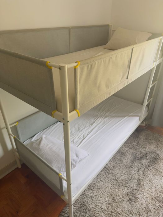 Beliche c/ colchões