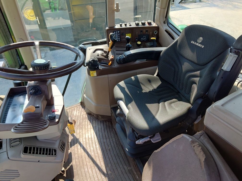 Ciągnik JOHN DEERE,6820 Premium TUZ+WOM Pneumatyka FINANSOWANIE!