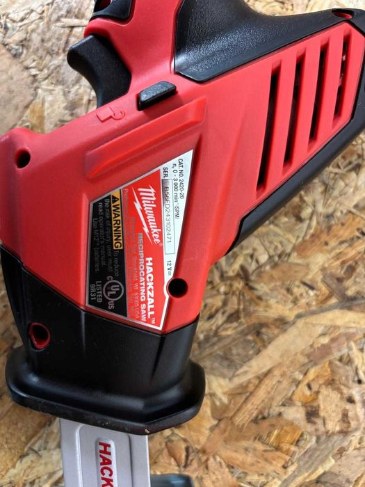Milwaukee M12 Zestaw combo 5 narzędzi plus 2x aku