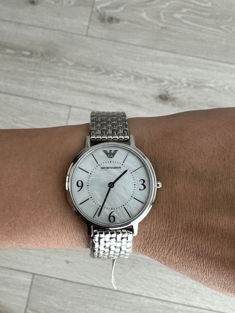 Елегантний жіночий годинник Armani AR2507