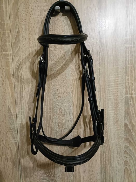 Ogłowie FULL czarne zdobione przeszyciami