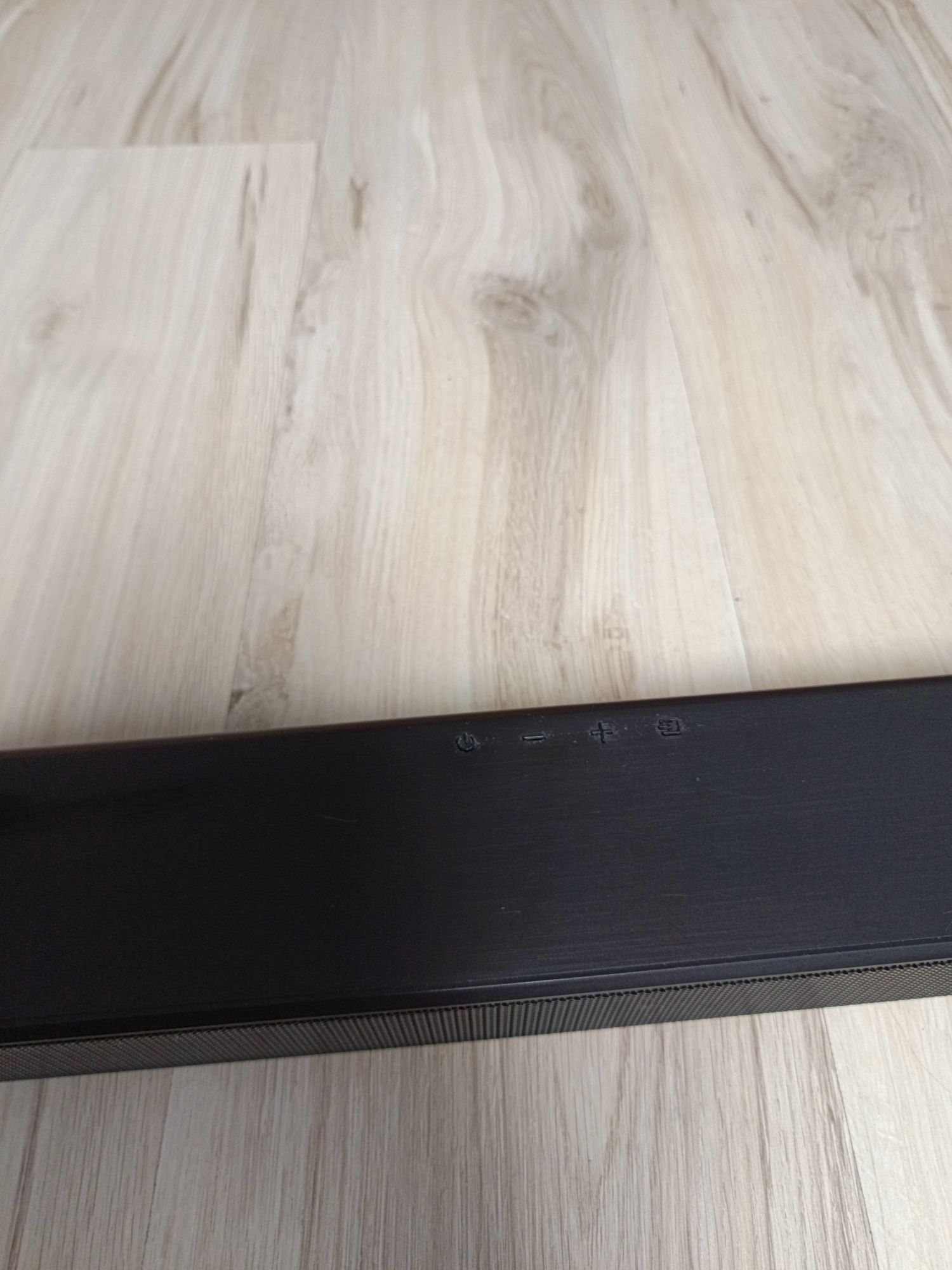 Soundbar z subwooferem SAMSUNG HW-A550