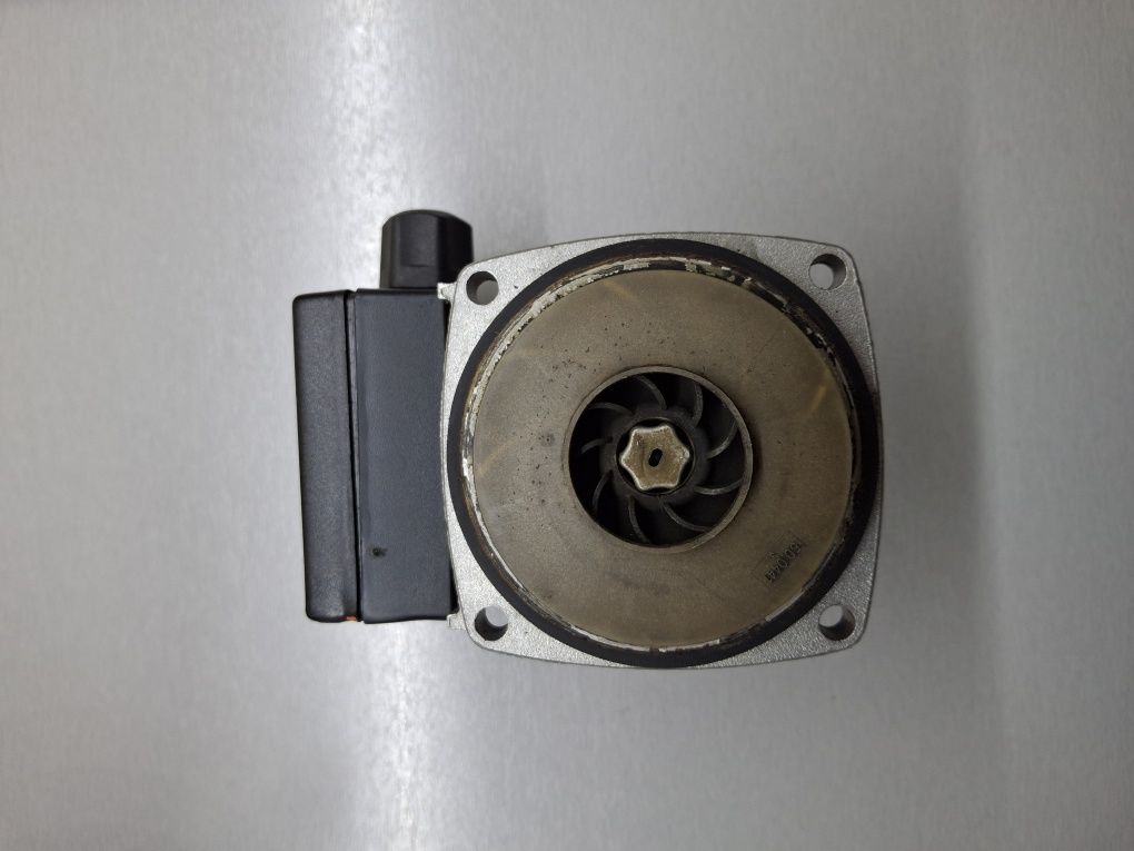 Pompa Grundfos UPS 15/50