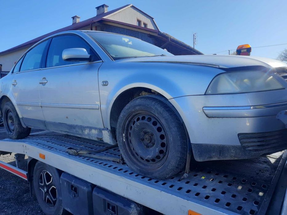 vw passat b5 fl 1,9 130km awx anglik silnik skrzynia części