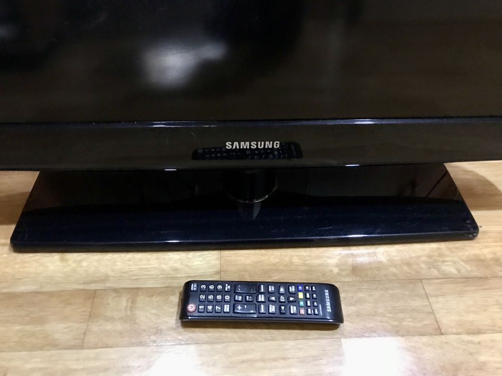 Телевізор Samsung le32e420e