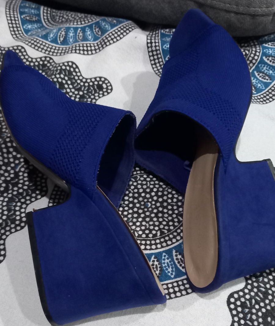 Sandálias, de malha, azul Royal, da Parfois